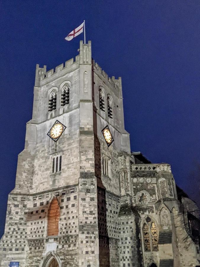 Rhapsody Premium * Waltham Abbey